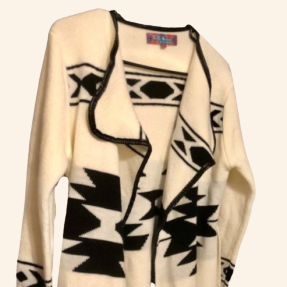 Selfie Couture Tribal Cardigan Sweater (S)
